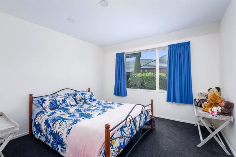 Photo of property in 19 Coppinger Terrace, Aidanfield, Christchurch, 8025