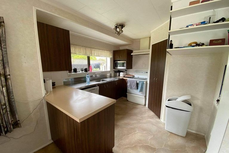 Photo of property in 24 Graham Street, Eltham, 4322