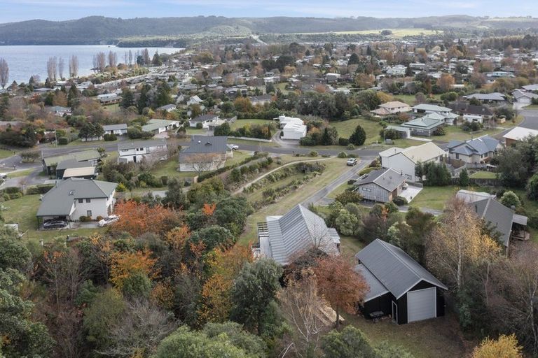 Photo of property in 22 Boojum Dell, Kinloch, Taupo, 3377