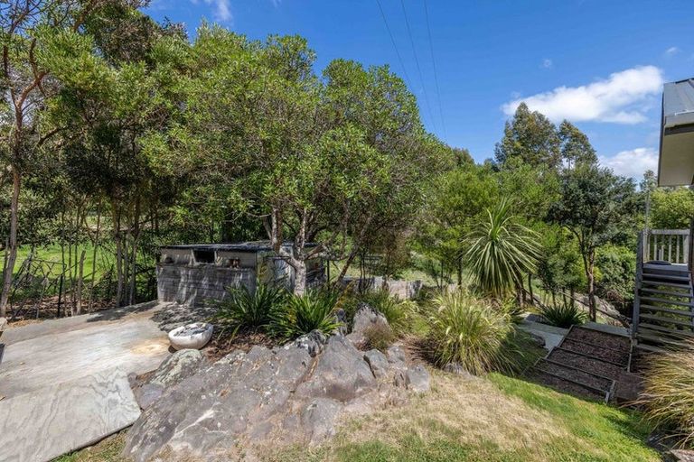 Photo of property in 29 Te Papau Crescent, Diamond Harbour, 8972