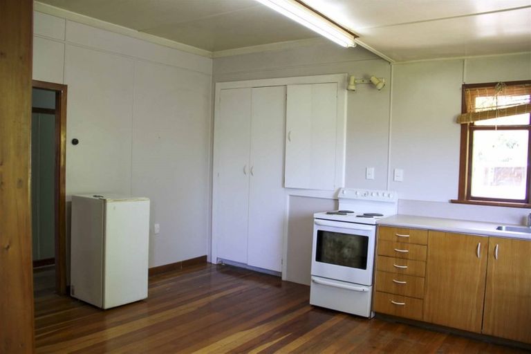 Photo of property in 18 Half Mile Road, Tuatapere, 9620