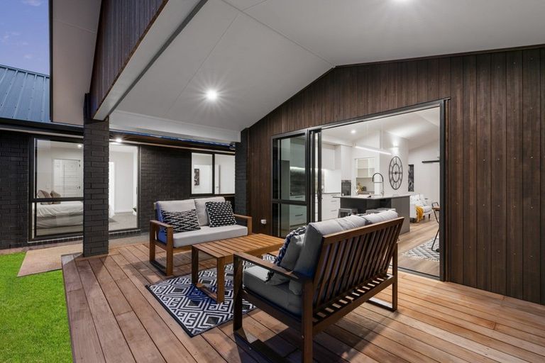 Photo of property in 20 Hanlow Place, Pyes Pa, Tauranga, 3112