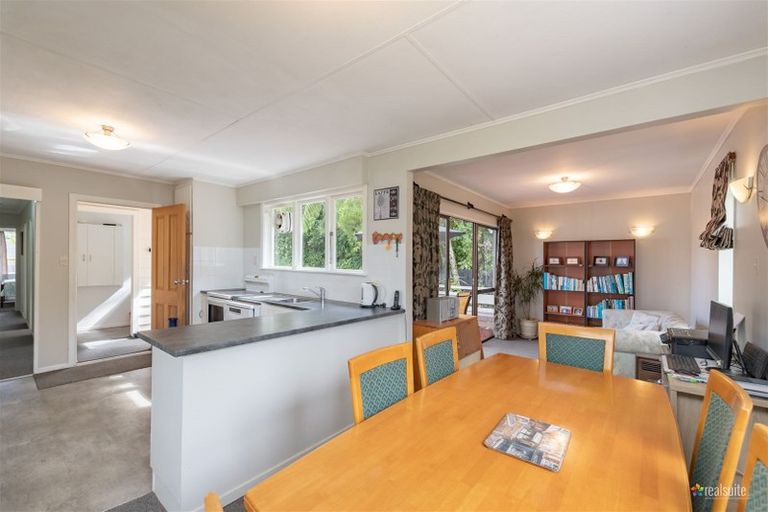 Photo of property in 42 Sunshine Crescent, Kelson, Lower Hutt, 5010