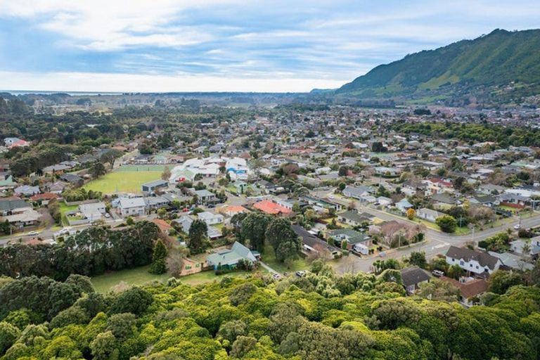 Photo of property in 89a Ngaio Road, Waikanae, 5036