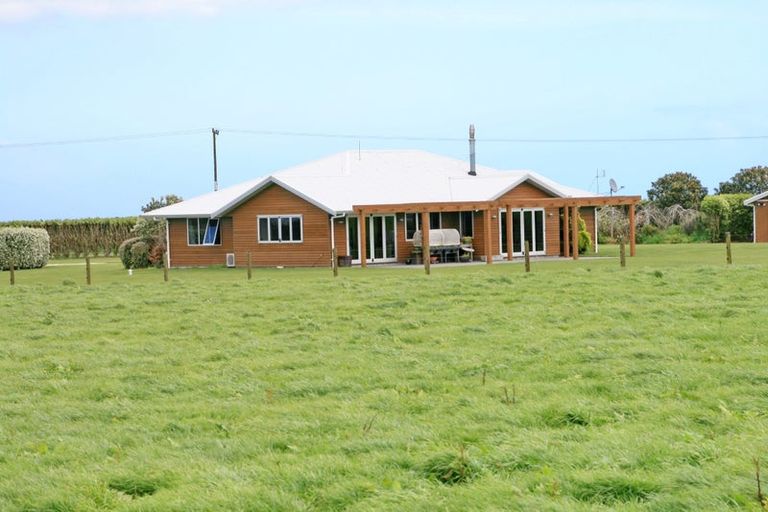 Photo of property in 186 Austin Road, Dairy Flat, Albany, 0794