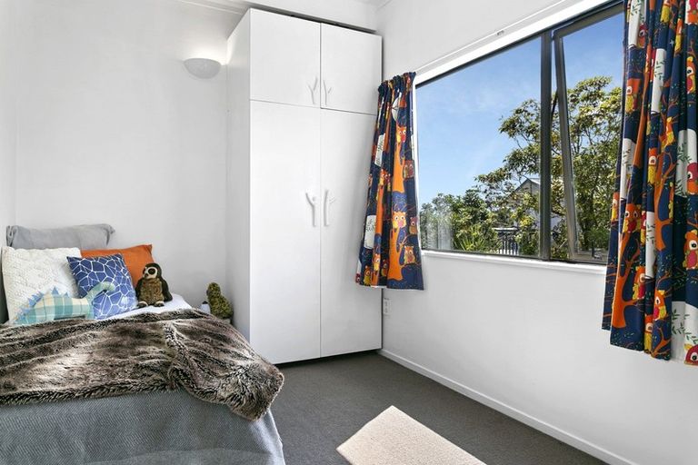 Photo of property in 12 Gladstone Grove, Richmond Heights, Taupo, 3330