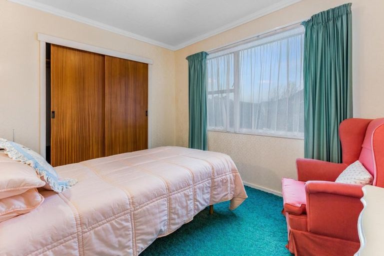 Photo of property in 40 Spinnaker Drive, Whitby, Porirua, 5024