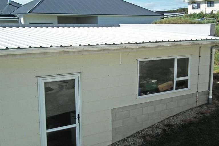 Photo of property in 15 Semple Street, Kakanui, Oamaru, 9495