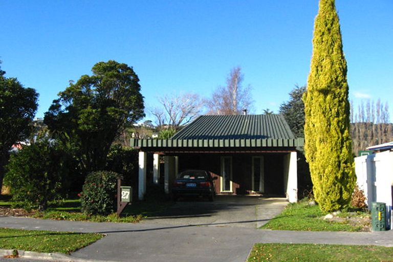 Photo of property in 27 Waiau Street, Cracroft, Christchurch, 8025