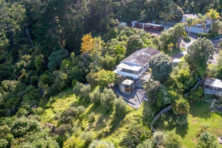 Photo of property in 37 Adams Road, Thornton Bay, Thames, 3575