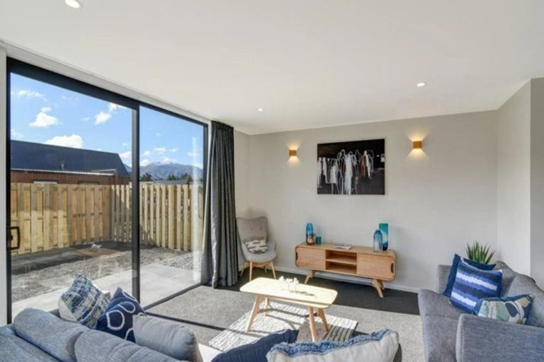 Photo of property in 13 Bellamore Street, Lake Hayes, Queenstown, 9304