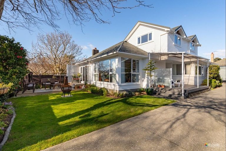 Photo of property in 19 Chilton Grove, Hutt Central, Lower Hutt, 5010