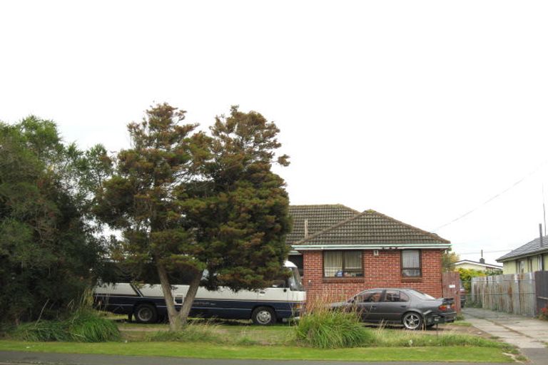 Photo of property in 66 Northcote Road, Northcote, Christchurch, 8052