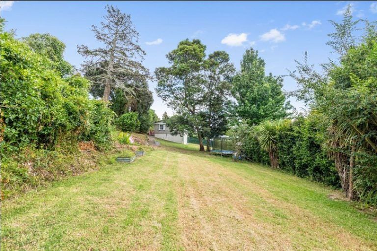 Photo of property in 18 Aronui Terrace, Kelston, Auckland, 0602