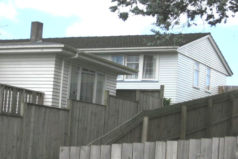 Photo of property in 9 Gemini Place, Beach Haven, Auckland, 0626