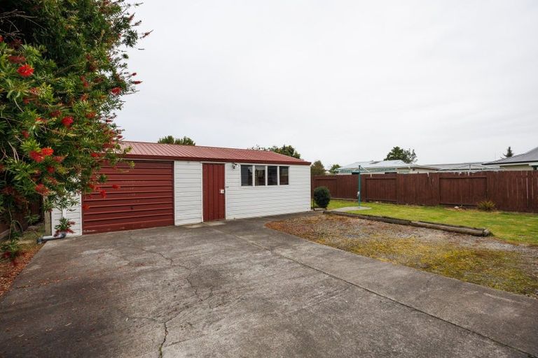 Photo of property in 5 Cargill Grove, Kelvin Grove, Palmerston North, 4414