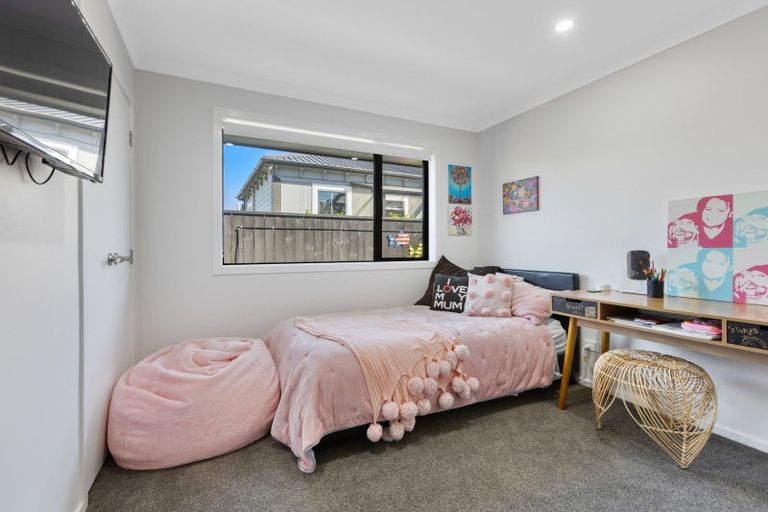 Photo of property in 67a Queen Street, Waitara, 4320