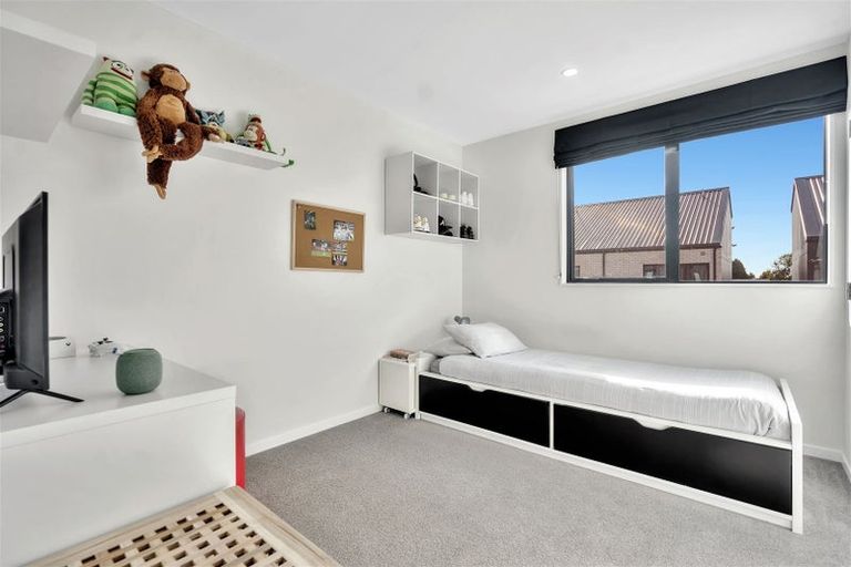 Photo of property in 12 Ivy Nola Way, Henderson, Auckland, 0612