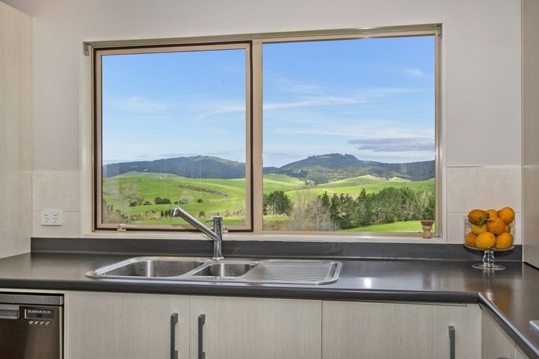 Photo of property in 256 Pataua South Road, Pataua South, Onerahi, 0192