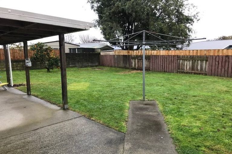 Photo of property in 23 Elmwood Crescent, Pukete, Hamilton, 3200