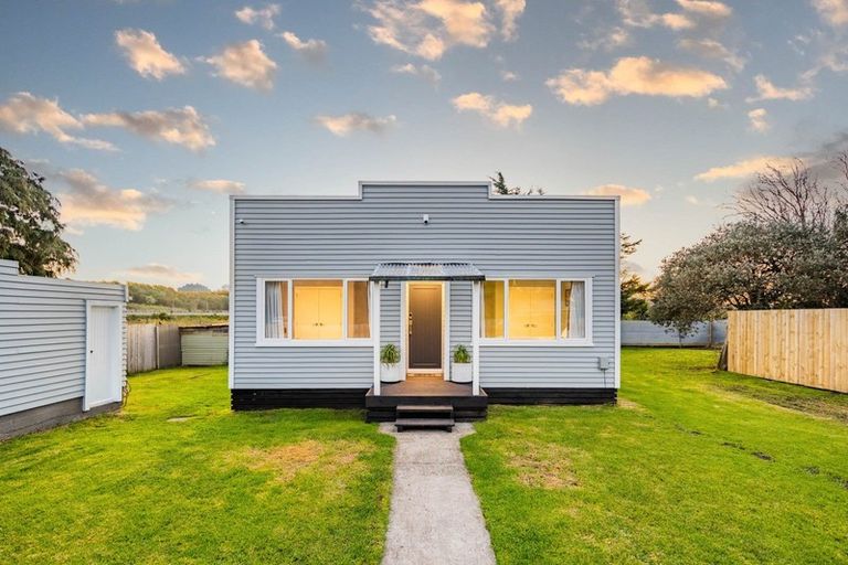 Photo of property in 67 Rata Road, Raumati Beach, Paraparaumu, 5032