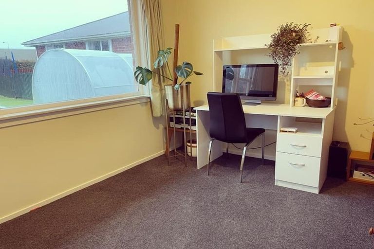 Photo of property in 56 Highfield Terrace, Newfield, Invercargill, 9812