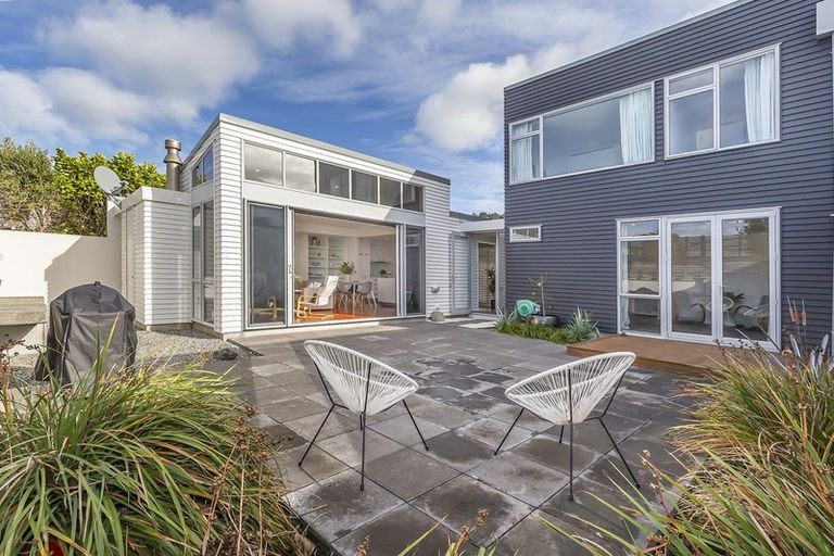 Photo of property in 6 Boardwalk Lane, Seatoun, Wellington, 6022