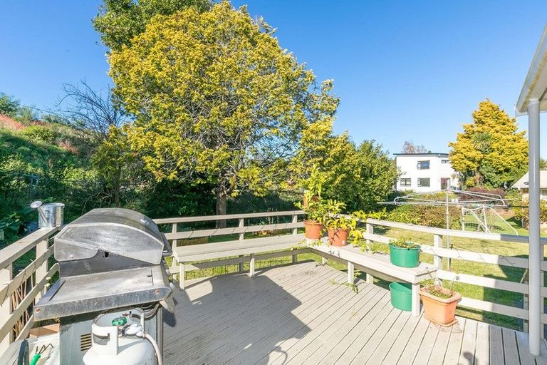 Photo of property in 12a Helena Road, Hillcrest, Hamilton, 3216