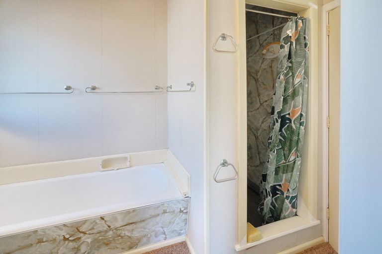 Photo of property in 236 Shortland Street, Aranui, Christchurch, 8061