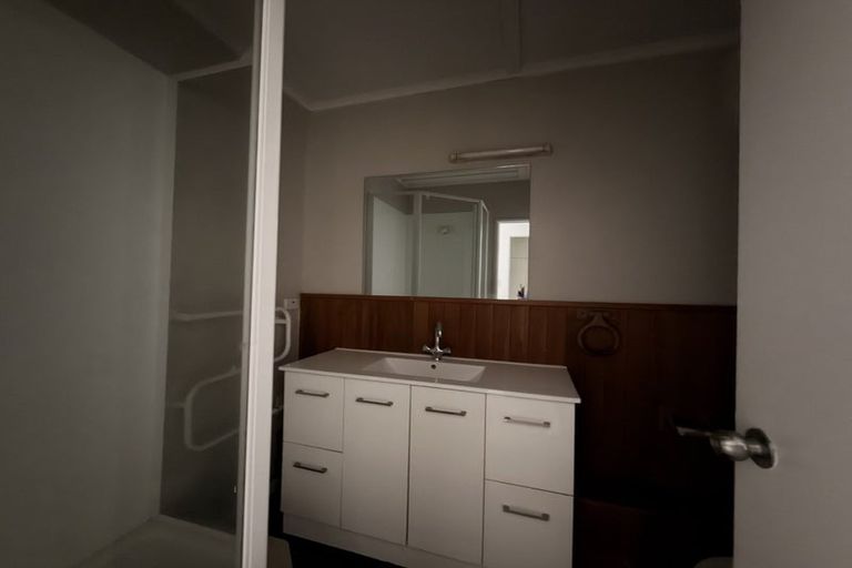 Photo of property in 55 Park Hill Road, Birkenhead, Auckland, 0626
