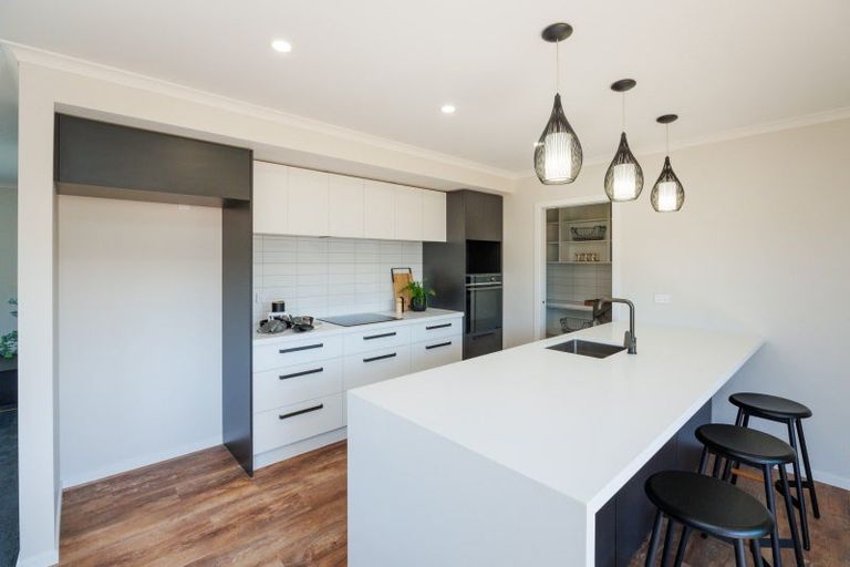 Photo of property in 87 Freedom Drive, Kelvin Grove, Palmerston North, 4470