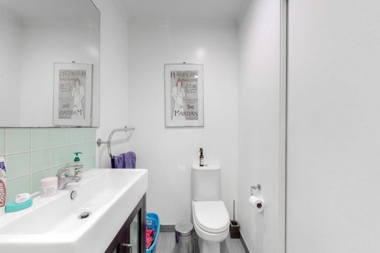 Photo of property in 57 Durham Street, Aro Valley, Wellington, 6021