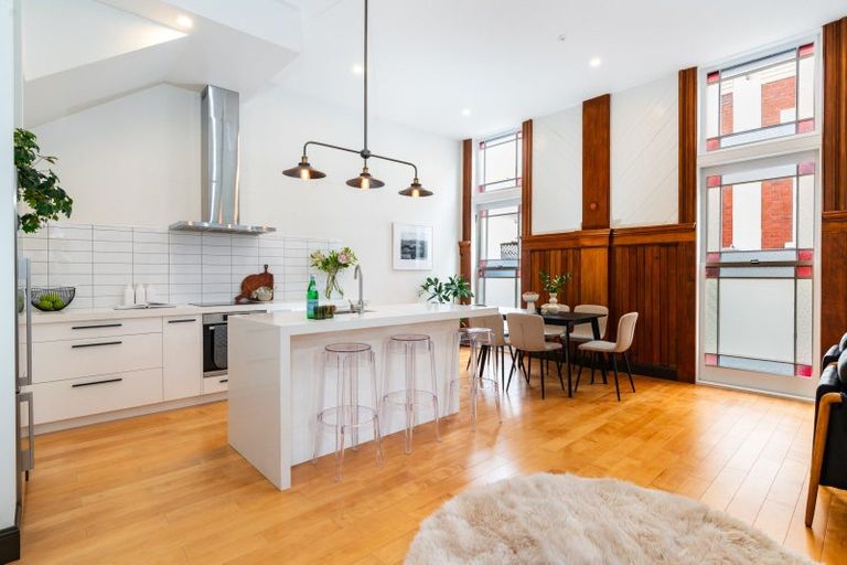 Photo of property in 2/235 Adelaide Road, Newtown, Wellington, 6021