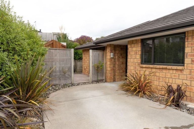 Photo of property in 8 Ashbourne Lane, Dinsdale, Hamilton, 3204