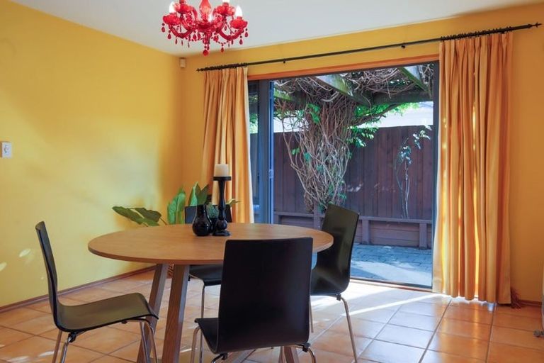 Photo of property in 4 Landsdowne Terrace, Cashmere, Christchurch, 8022