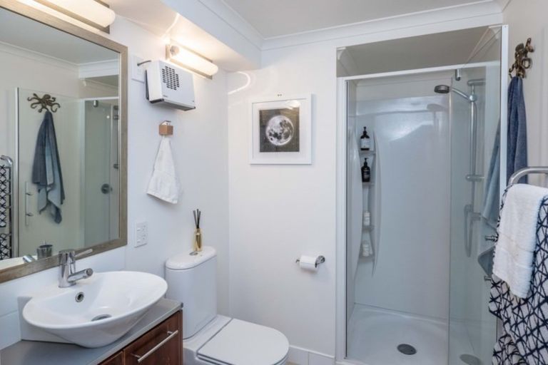 Photo of property in Augusta Apartments, 23/254 Willis Street, Te Aro, Wellington, 6011