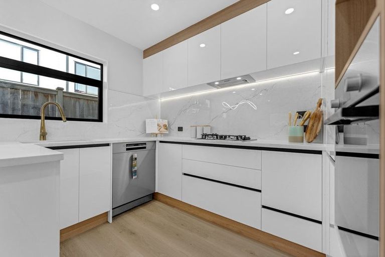 Photo of property in 56b Omana Road, Papatoetoe, Auckland, 2025