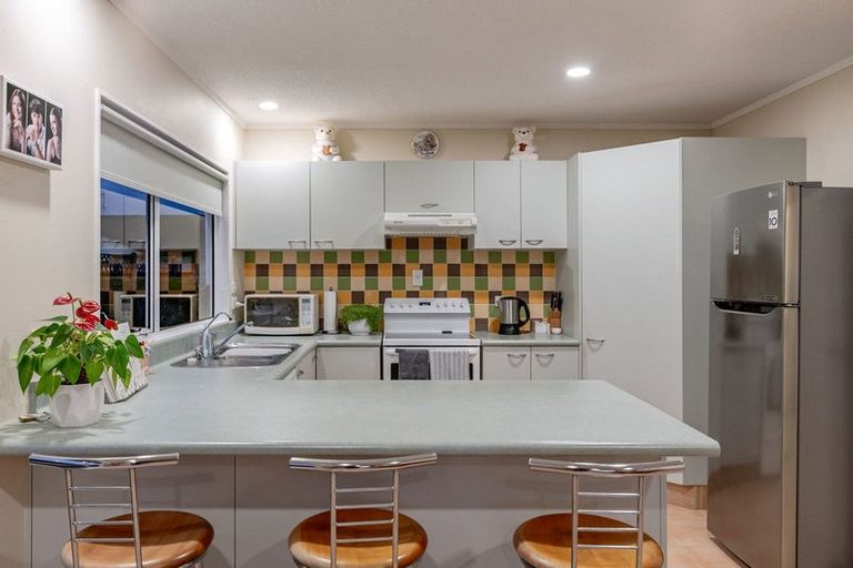 Photo of property in 4g Cedar Drive, Paraparaumu Beach, Paraparaumu, 5032