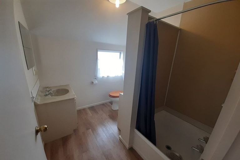 Photo of property in 2/4 Jordan Street, Sydenham, Christchurch, 8023