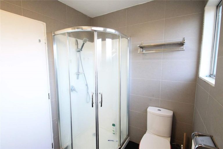 Photo of property in 2/78 West Coast Road, Glen Eden, Auckland, 0602