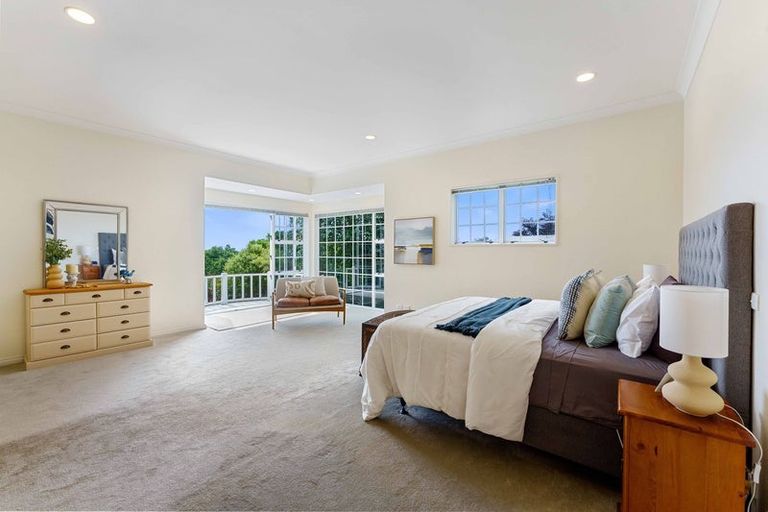 Photo of property in 105 Winara Avenue, Waikanae, 5036