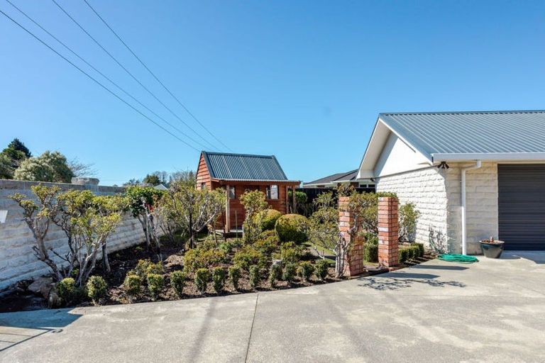 Photo of property in 9 Smith Street, Dannevirke, 4930