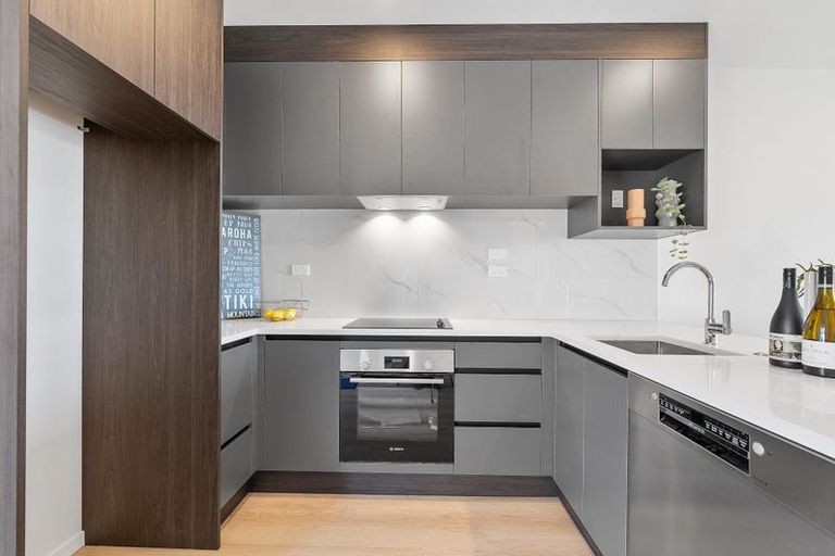 Photo of property in 32 Clementine Place, Bucklands Beach, Auckland, 2014