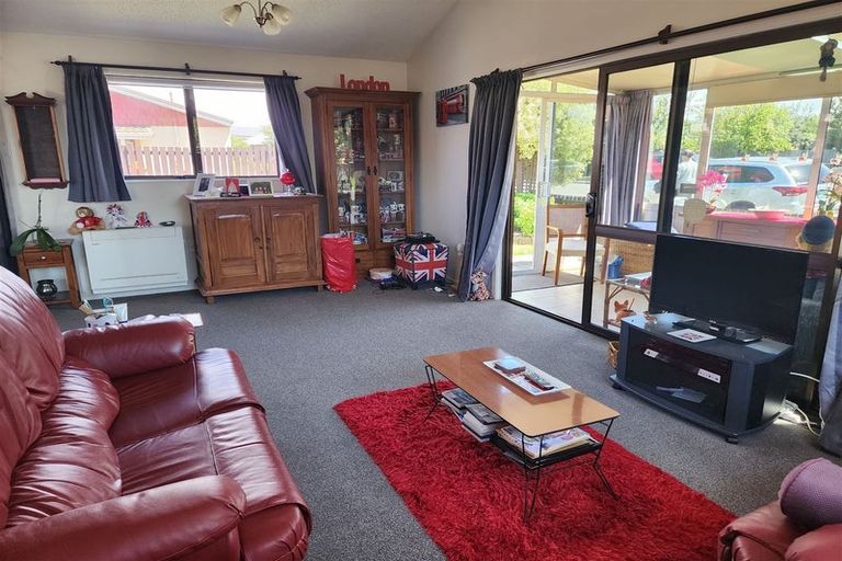 Photo of property in 15 Davie Street, Kaiapoi, 7630