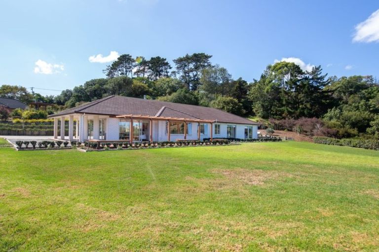 Photo of property in 162 Point View Drive, East Tamaki Heights, Auckland, 2016