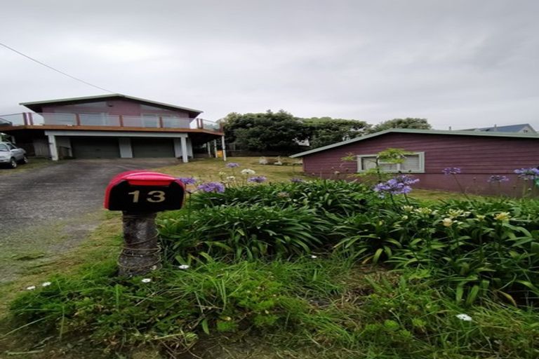 Photo of property in 13 Coates Avenue, Baylys Beach, Dargaville, 0377