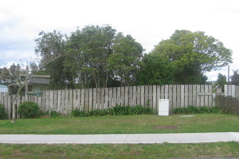 Photo of property in 1 Boundary Road, Hikurangi, 0114