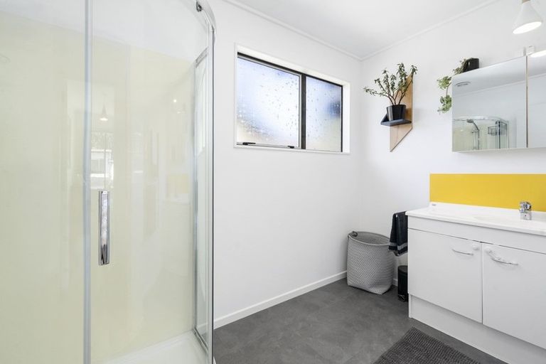 Photo of property in 42 Weka Street, Miramar, Wellington, 6022