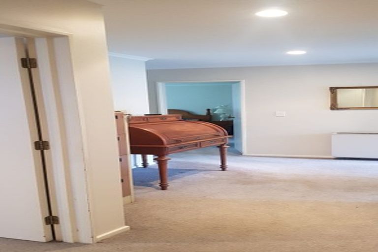 Photo of property in 9 Pentonville Close, Westmorland, Christchurch, 8025