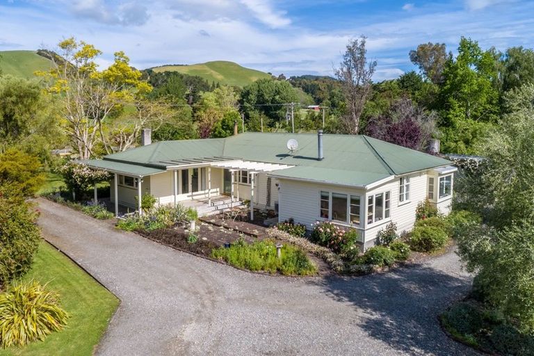 Photo of property in 1785 Martinborough Masterton Road, Longbush, Masterton, 5884